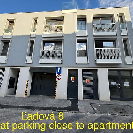 New Apartment 6 - Self Check In, Free Parking براتسيلافا المظهر الخارجي الصورة